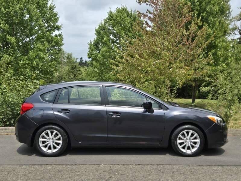 Used 2013 Subaru Impreza 2.0i Premium w/ Popular Pkg 1 AWD/4WD image 5