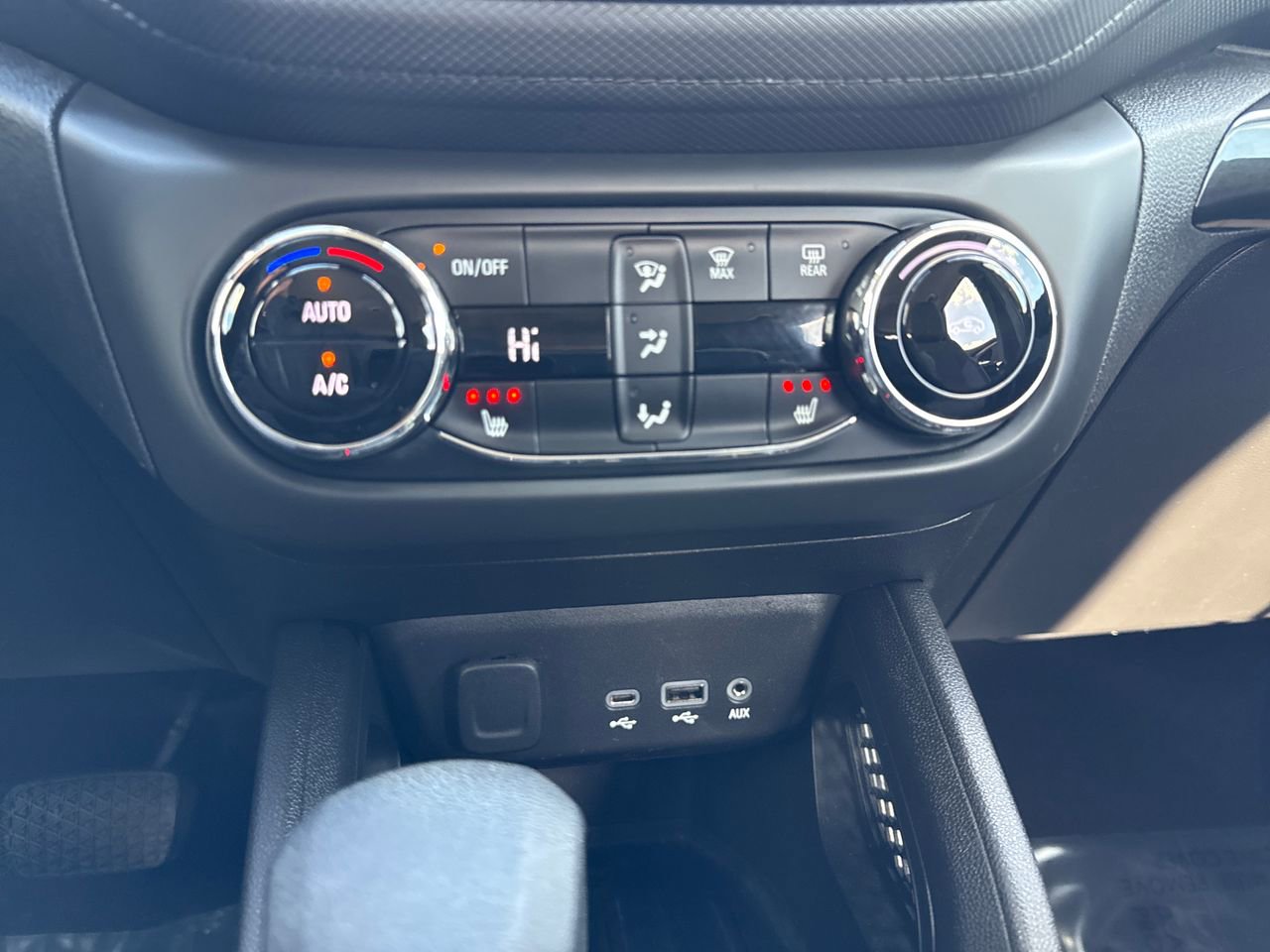 Used 2022 Chevrolet TrailBlazer LT w/ Convenience Package image 21