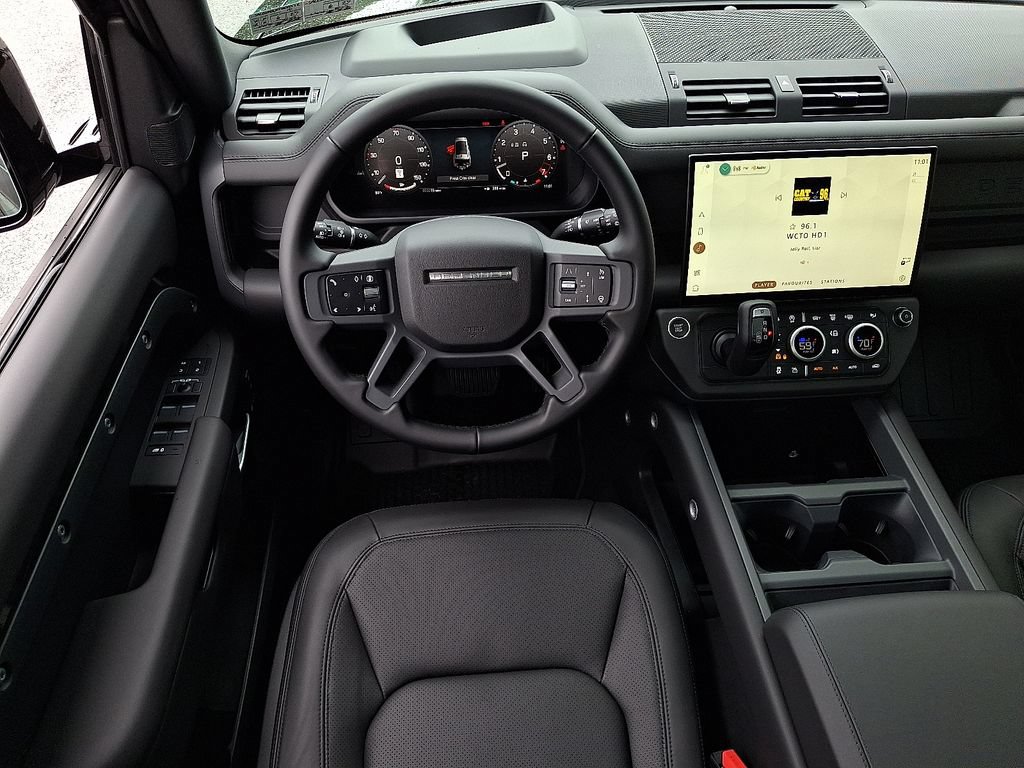New 2026 Land Rover Defender 130 X-Dynamic SE AWD/4WD image 6