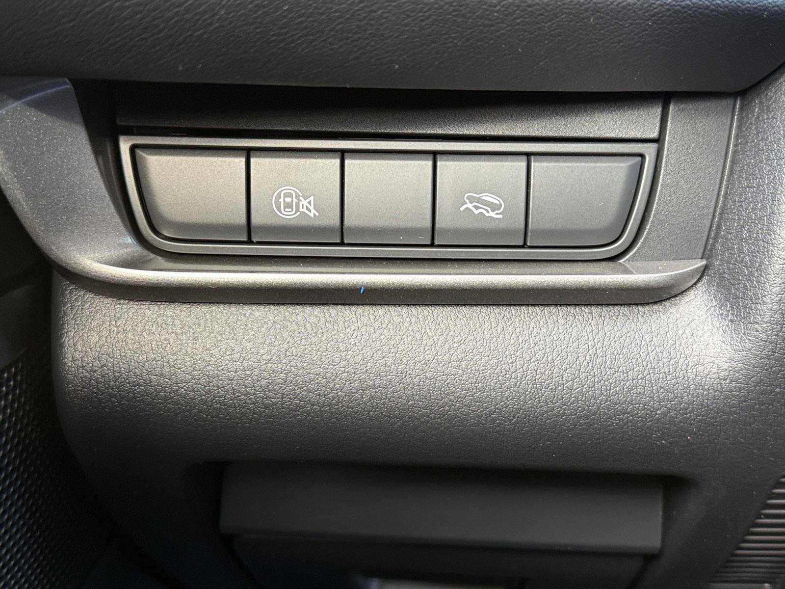 Used 2025 MAZDA CX-30 AWD 2.5 S w/ Select Sport Pkg image 19