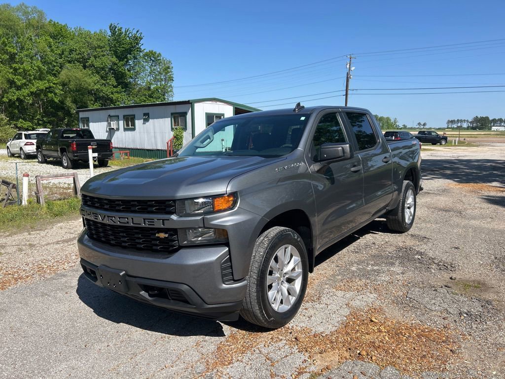 Used 2021 Chevrolet Silverado 1500 Custom AWD/4WD image 2