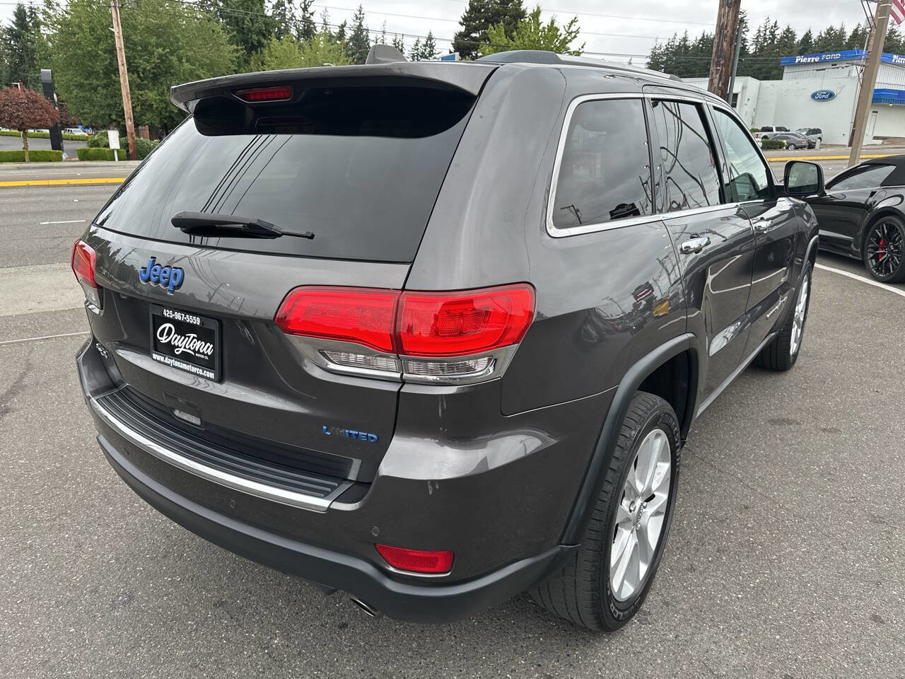 Used 2017 Jeep Grand Cherokee Limited w/ Luxury Group II image 6