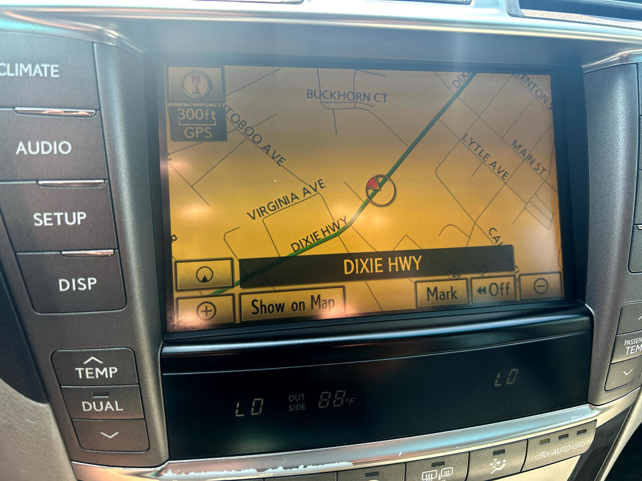 Used 2011 Lexus LS 460 image 17