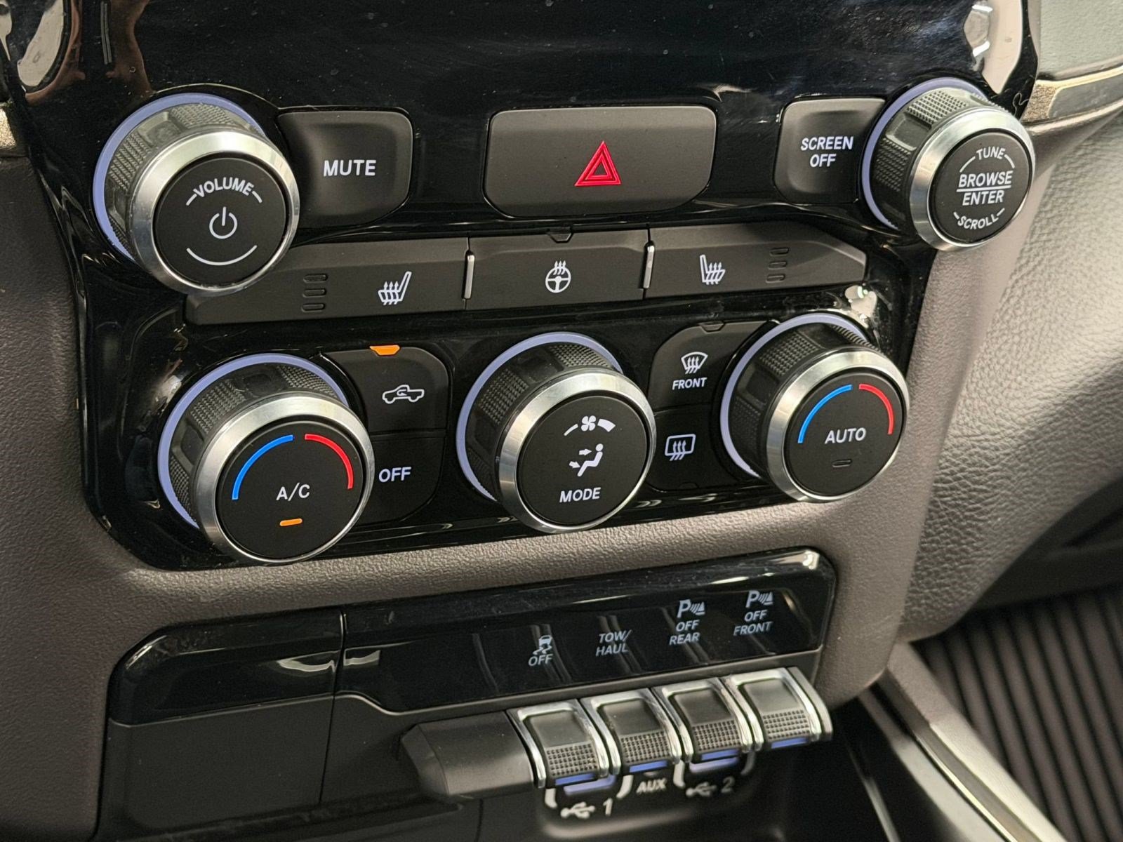 Used 2019 RAM 1500 Sport w/ Level 2 Equipment Group AWD/4WD image 18