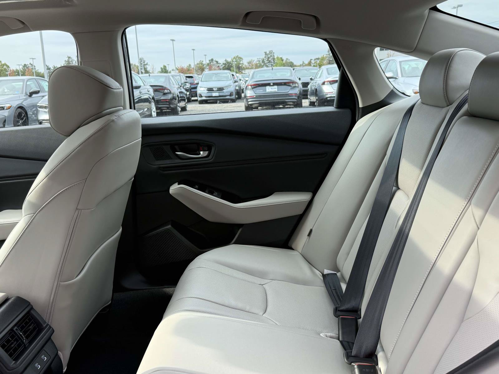 New 2026 Honda Accord Hybrid Touring image 13
