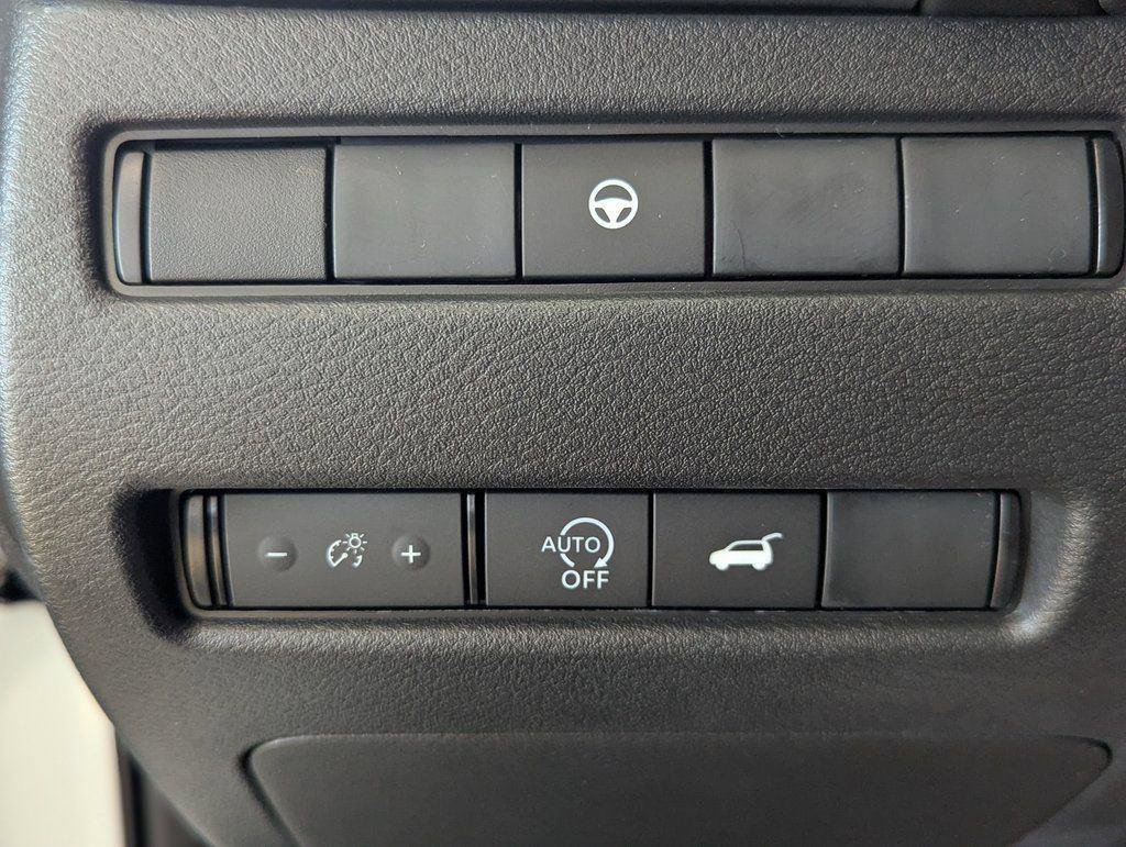New 2026 Nissan Rogue SV w/ Cold Weather Package image 25