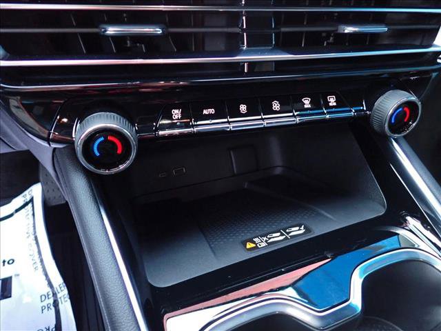 New 2026 Chevrolet Traverse RS image 22