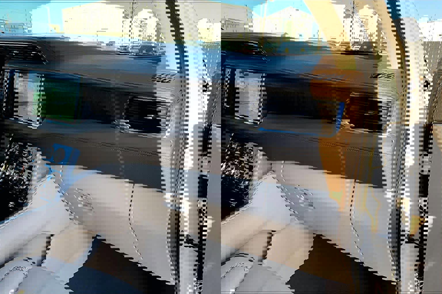 Used 2023 GMC Yukon Denali w/ Max Trailering Package image 17