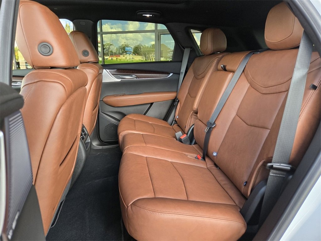 New 2025 Cadillac XT5 Premium Luxury image 14