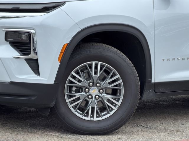 New 2026 Chevrolet Traverse LT w/ Driver Confidence Package FWD image 8