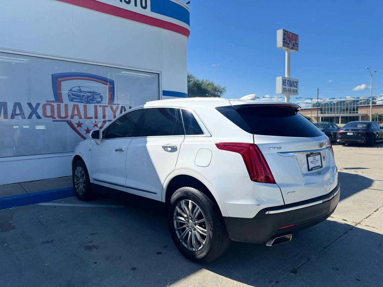 Used 2018 Cadillac XT5 Luxury w/ Driver Awareness Package image 31