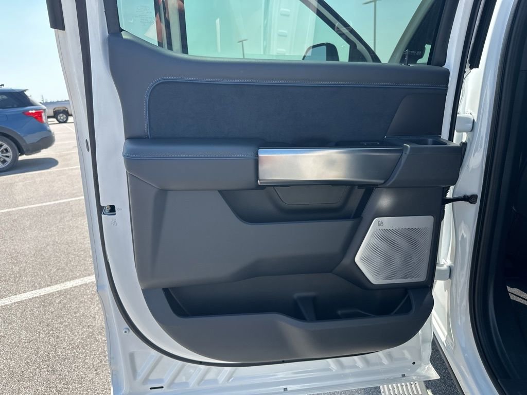 New 2026 Ford F350 Platinum image 40