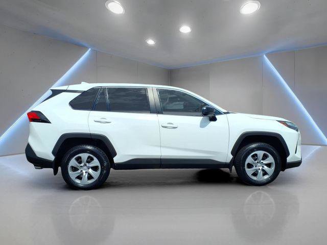 Certified 2023 Toyota RAV4 LE FWD image 20