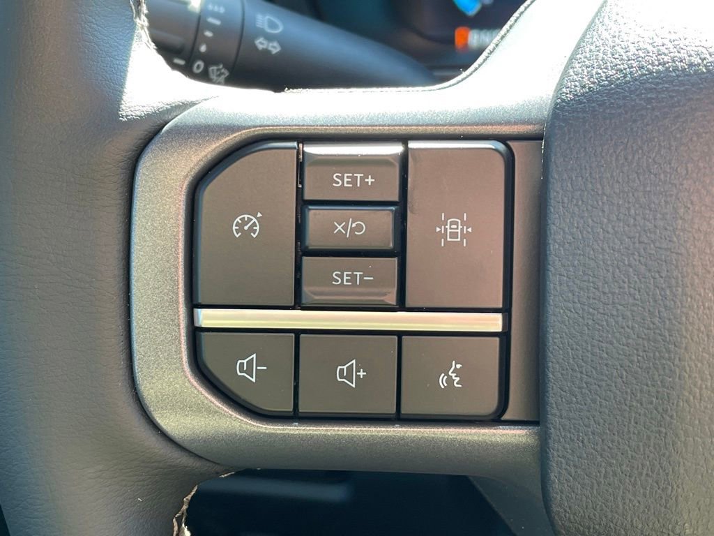 Used 2026 Ford F350 Lariat w/ Snow Plow Prep Package image 8