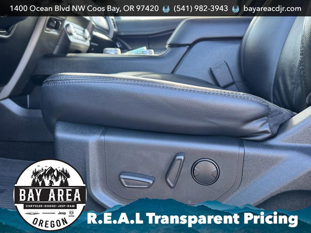 Used 2020 Ford Expedition XLT w/ Equipment Group 202A image 16