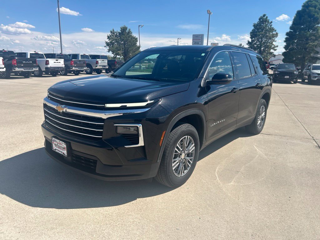 Used 2026 Chevrolet Traverse LT