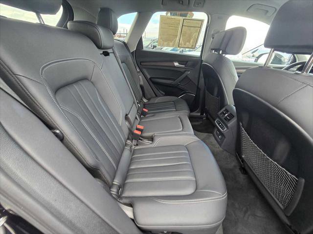 Used 2024 Audi Q5 2.0T Premium w/ Convenience Package image 14