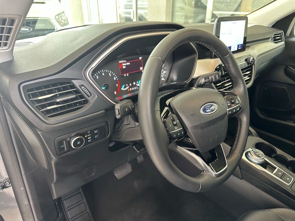 Certified 2022 Ford Escape SEL AWD/4WD image 18