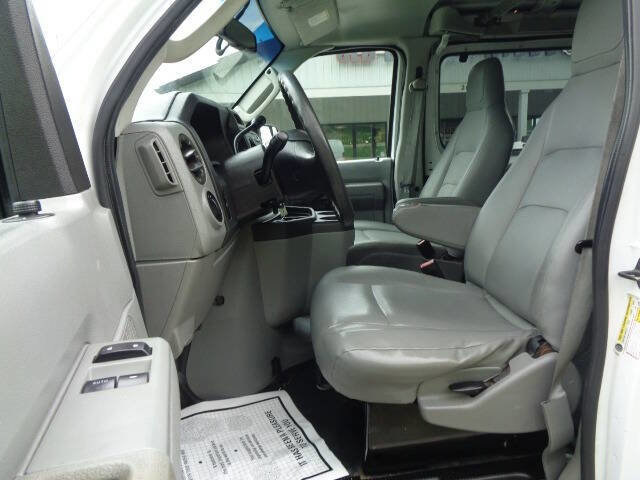 Used 2012 Ford E-150 and Econoline 150 w/ PWR Group RWD image 11