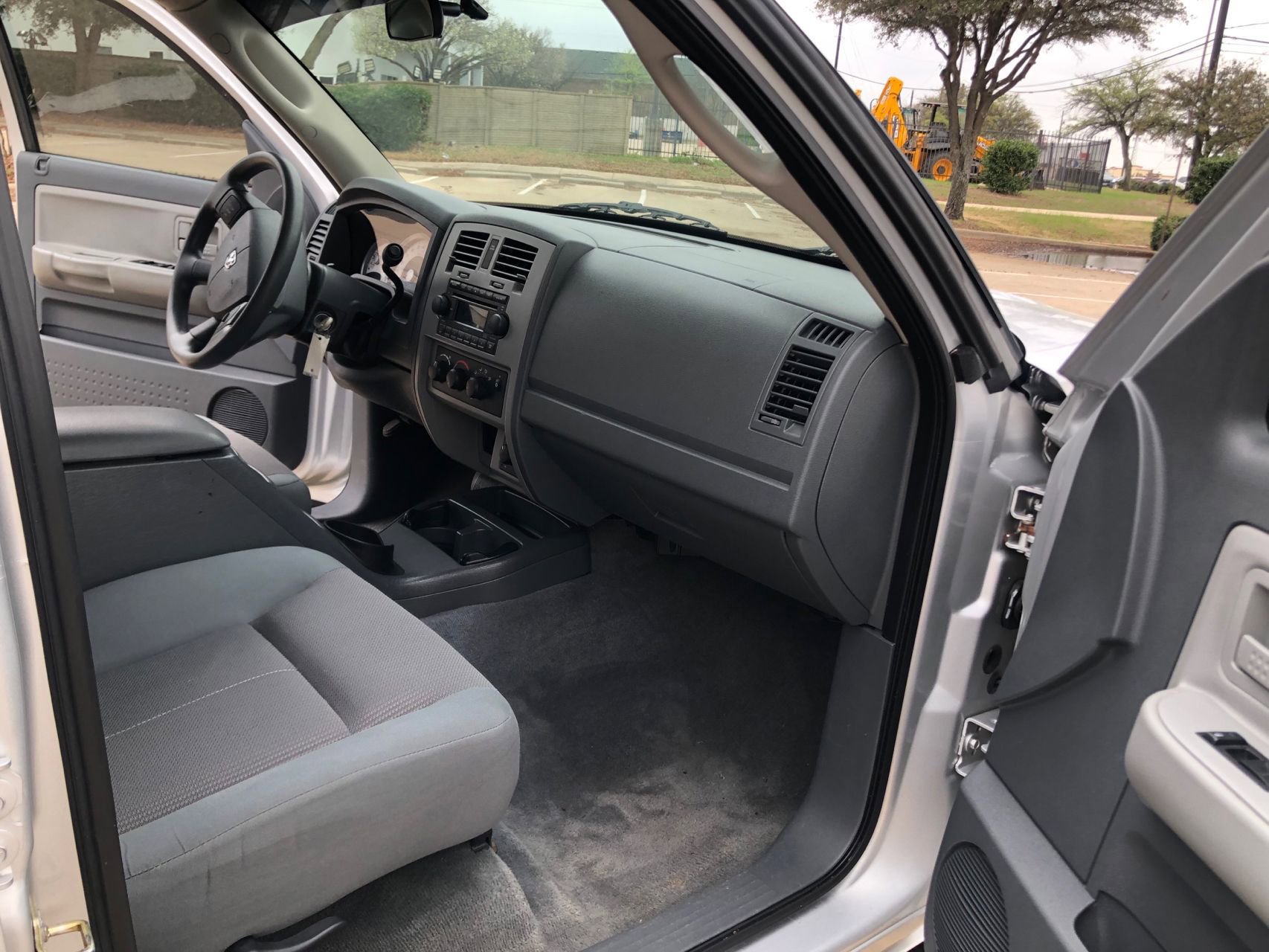 Used 2005 Dodge Dakota SLT image 14