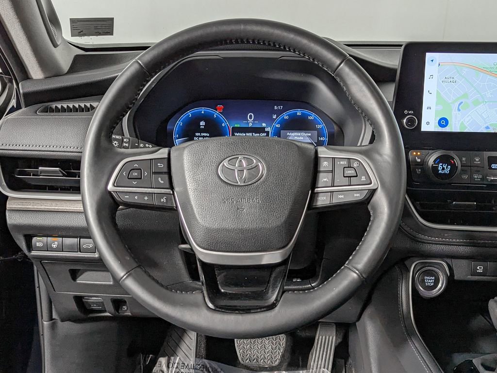 Used 2024 Toyota Grand Highlander Limited image 29
