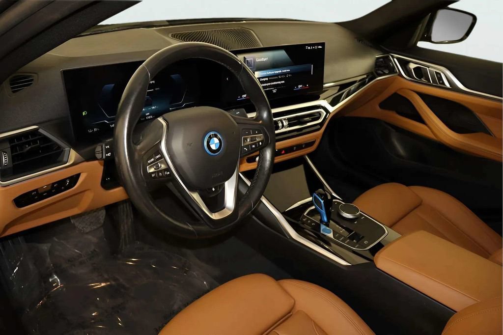 Used 2023 BMW i4 eDrive35 w/ Premium Package RWD image 29