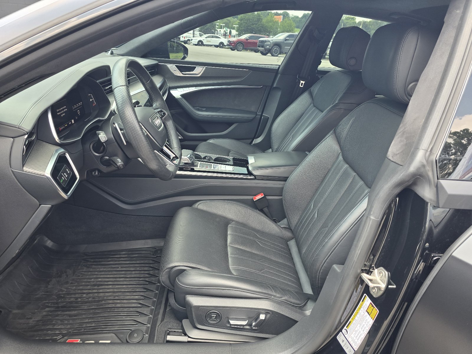 Used 2023 Audi RS 7 Sportback AWD/4WD image 12