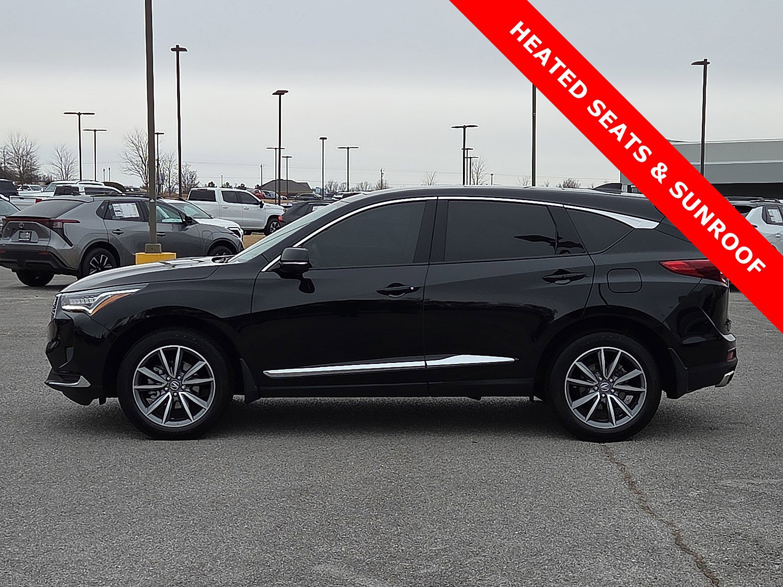 Used 2024 Acura RDX SH-AWD w/ Technology Package image 3