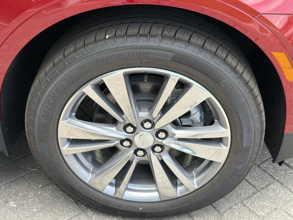 New 2026 Cadillac XT5 Premium Luxury w/ Driver Assist Package FWD image 9
