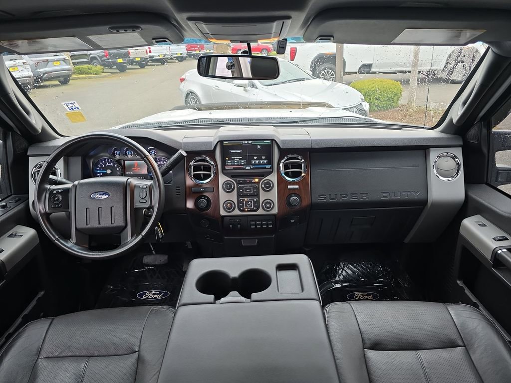 Used 2015 Ford F250 Lariat w/ Camper Package image 22