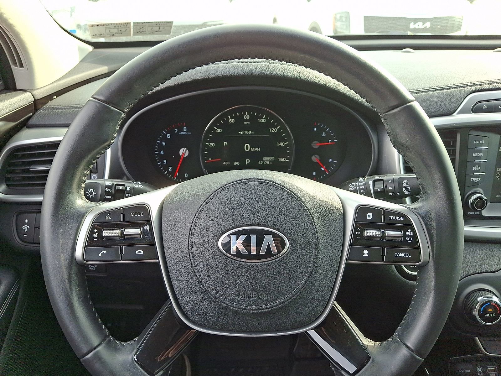 Used 2019 Kia Sorento EX image 19