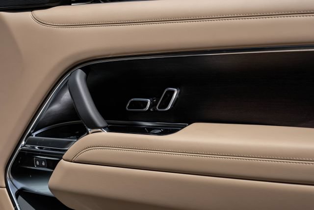 New 2026 Land Rover Range Rover SE AWD/4WD image 58