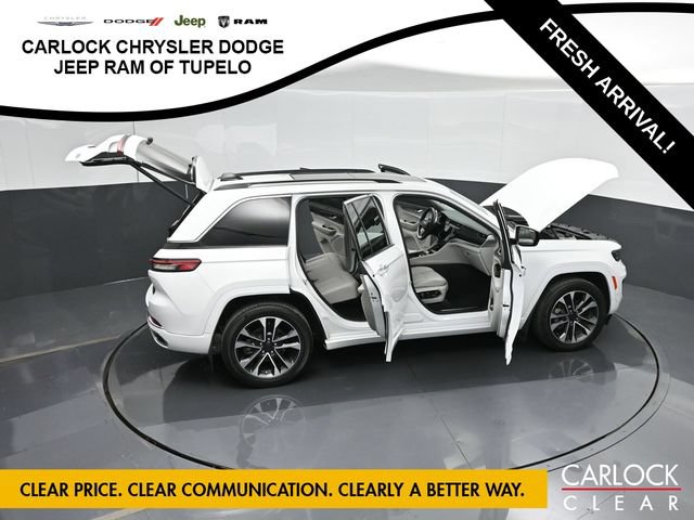 Used 2023 Jeep Grand Cherokee Overland w/ Luxury Tech Group IV AWD/4WD image 68