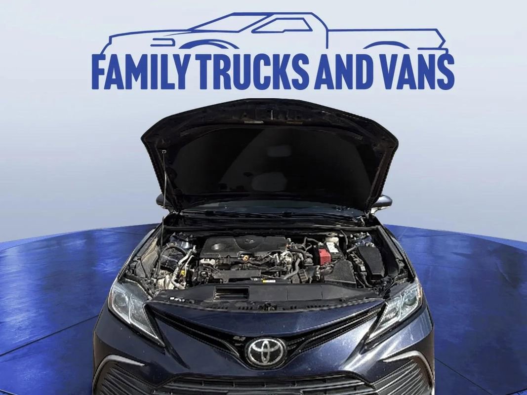 Used 2022 Toyota Camry LE w/ Cold Weather Package image 22