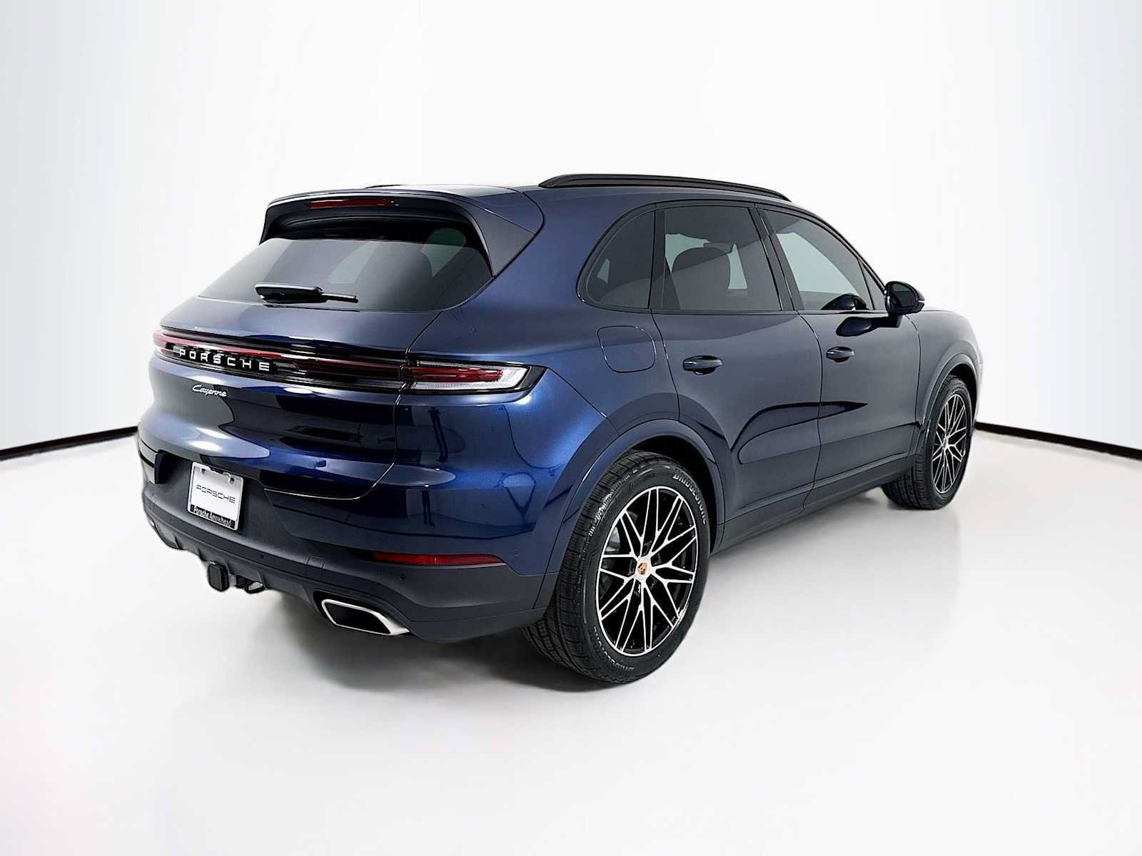 New 2026 Porsche Cayenne AWD/4WD image 9