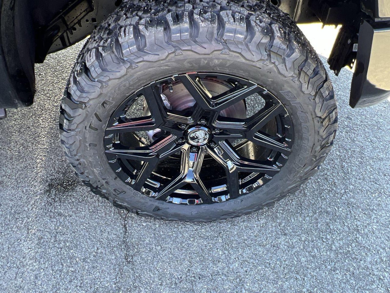 New 2025 Ford F150 Lariat w/ Equipment Group 502A High image 12