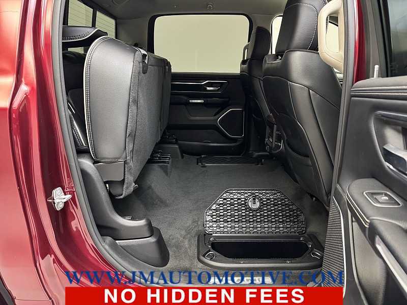 Used 2022 RAM 1500 Laramie AWD/4WD image 17