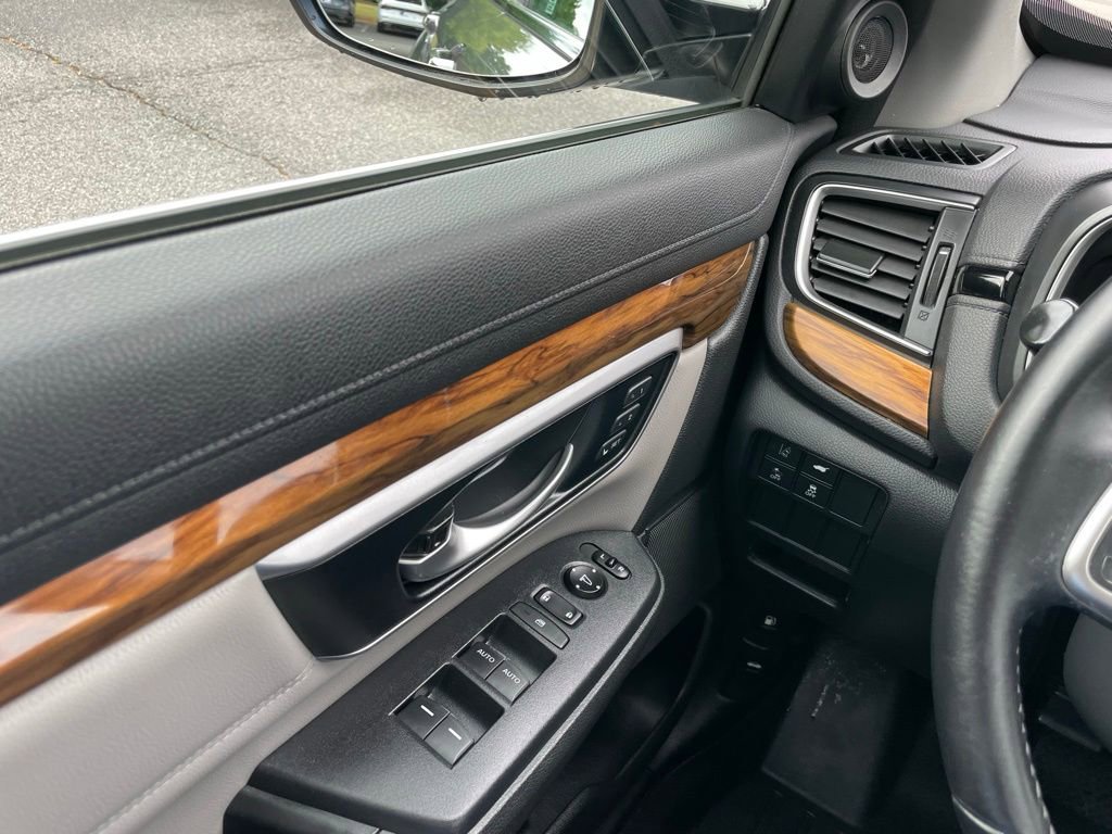 Certified 2017 Honda CR-V Touring image 23