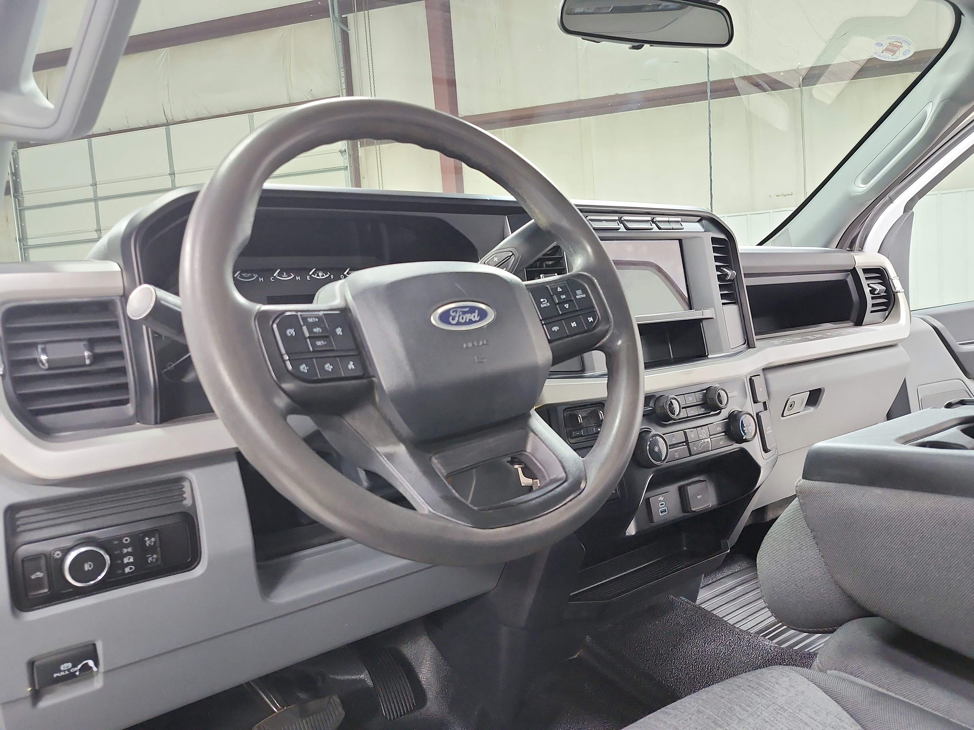 Used 2024 Ford F250 XL w/ FX4 Off-Road Package AWD/4WD image 19