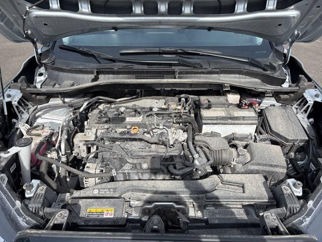 Used 2025 Toyota Corolla Cross LE AWD/4WD image 40