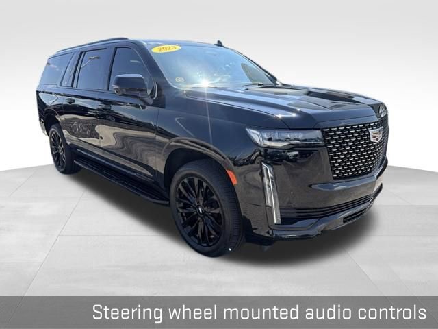 Used 2023 Cadillac Escalade ESV Premium Luxury AWD/4WD image 22