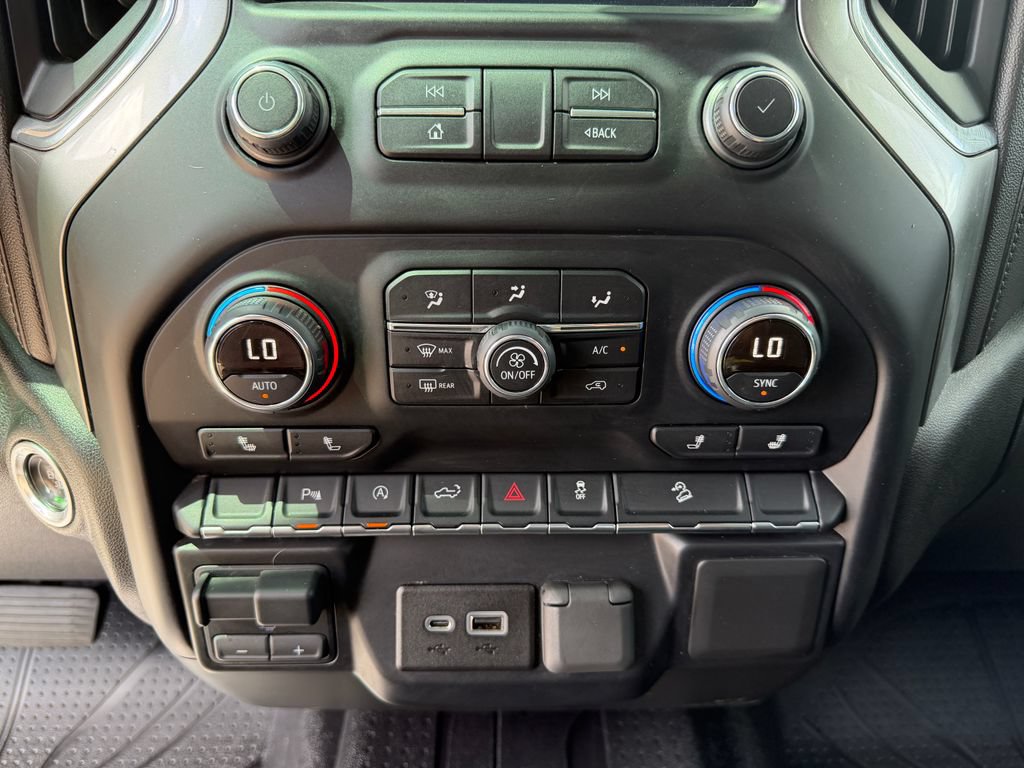 Used 2019 Chevrolet Silverado 1500 LT Trail Boss w/ Convenience Package AWD/4WD image 25