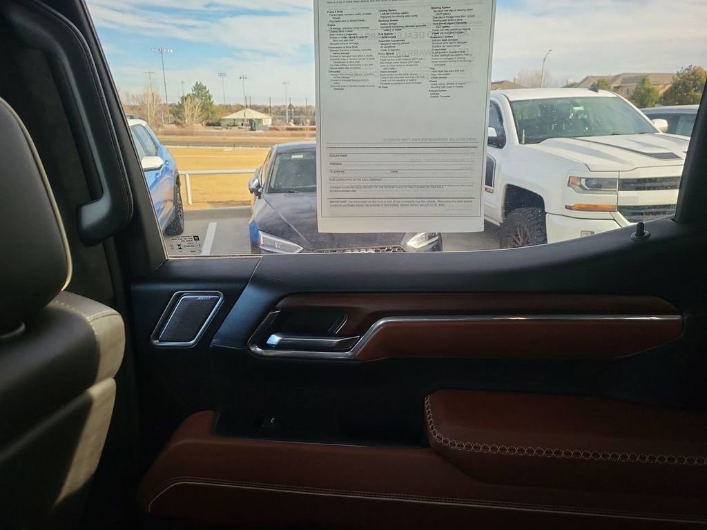 Used 2024 GMC Sierra 1500 Denali Ultimate image 13