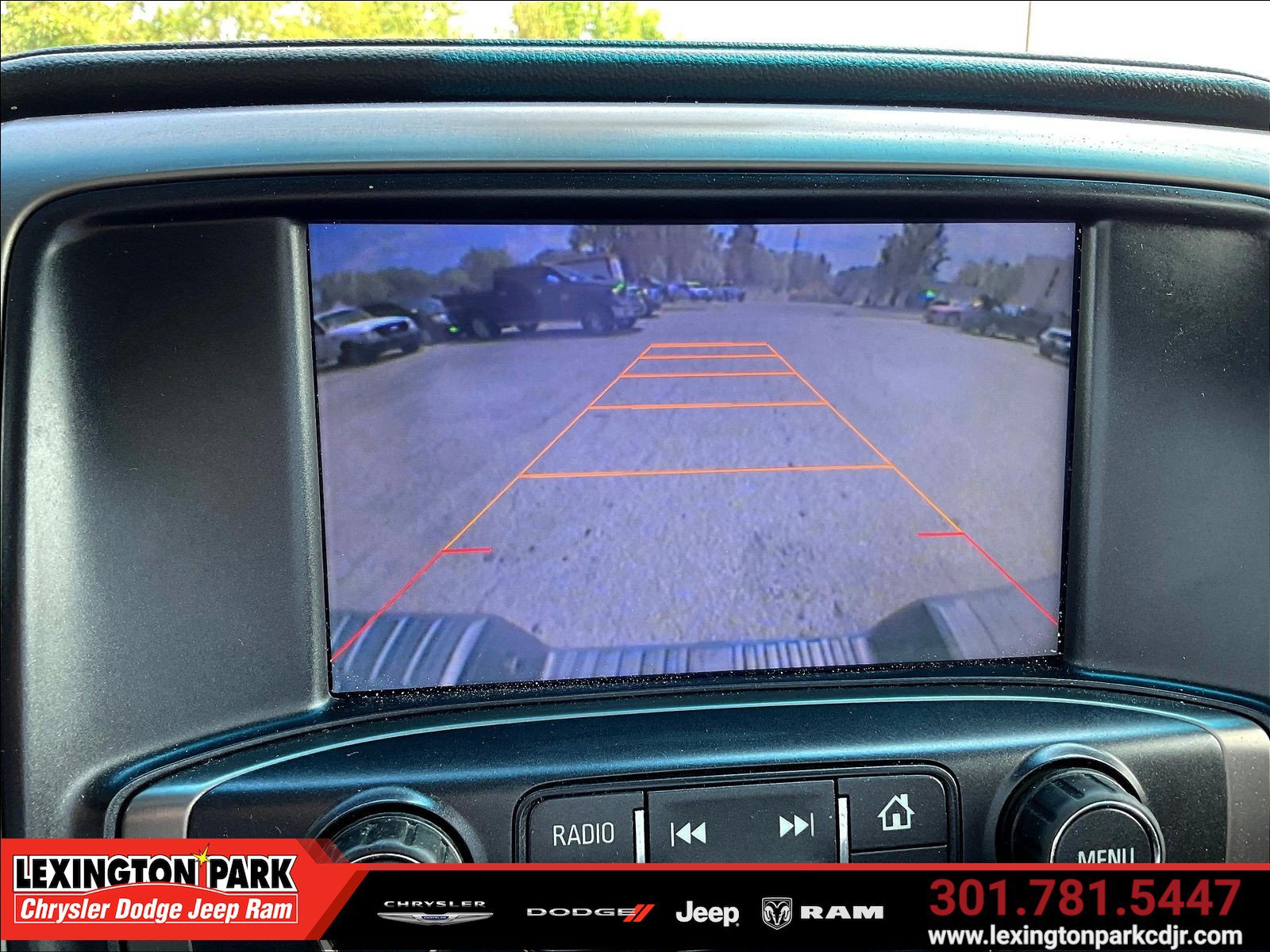 Used 2015 GMC Sierra 1500 SLT w/ All-Terrain Package AWD/4WD image 14