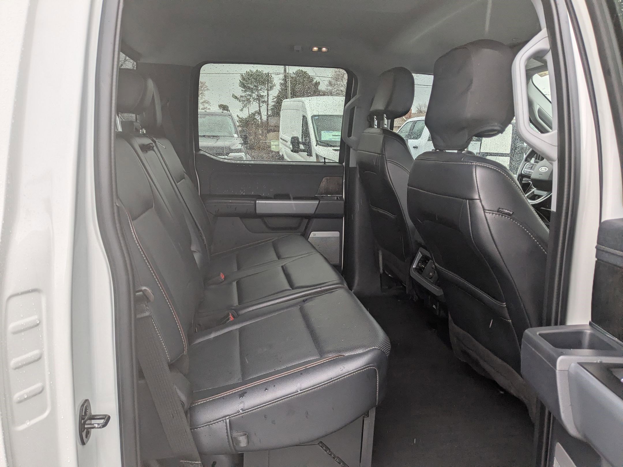 Used 2024 Ford F350 Lariat AWD/4WD image 32