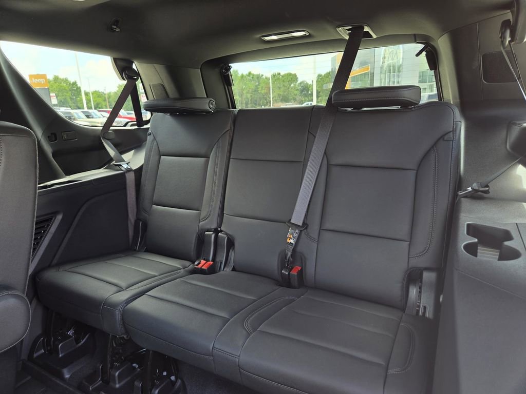 Used 2025 Chevrolet Tahoe LT w/ Comfort Package RWD image 38
