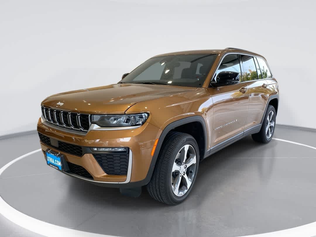 Used 2026 Jeep Grand Cherokee Limited w/ Trailer Tow Package