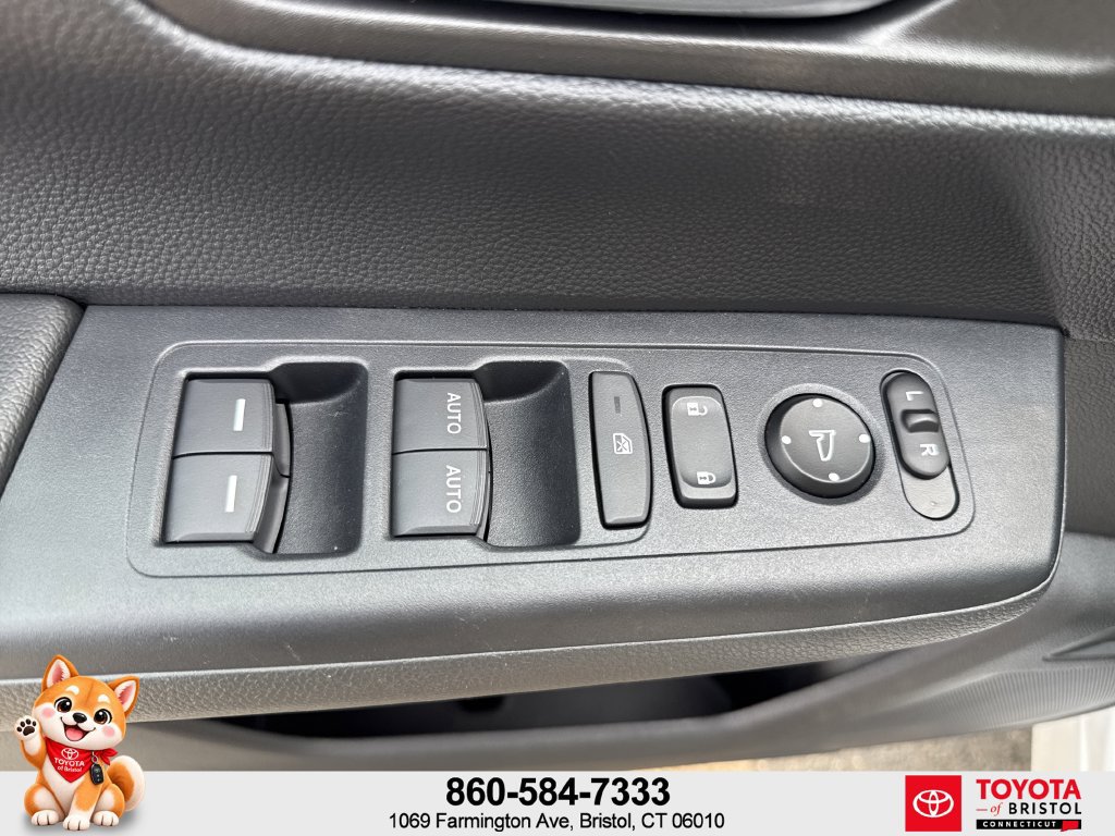Used 2024 Honda CR-V EX image 12