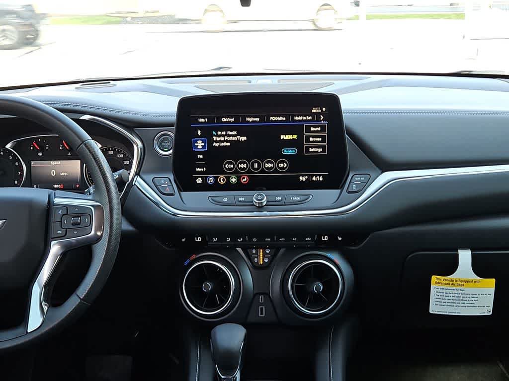 Used 2026 Chevrolet Blazer LT FWD image 14
