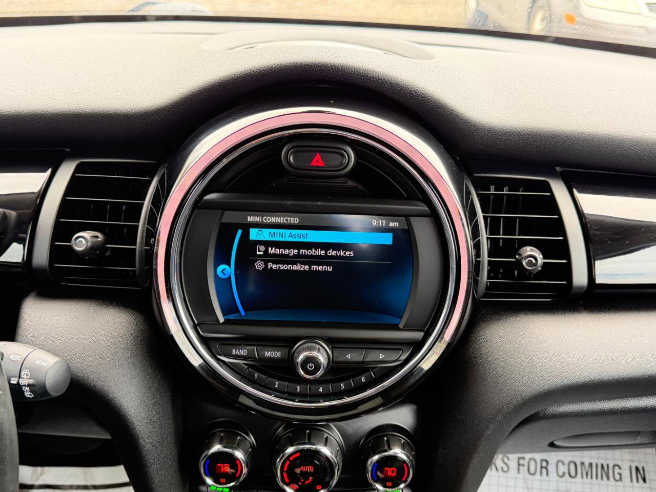 Used 2019 MINI Cooper 2-Door Hardtop w/ Storage Package image 57